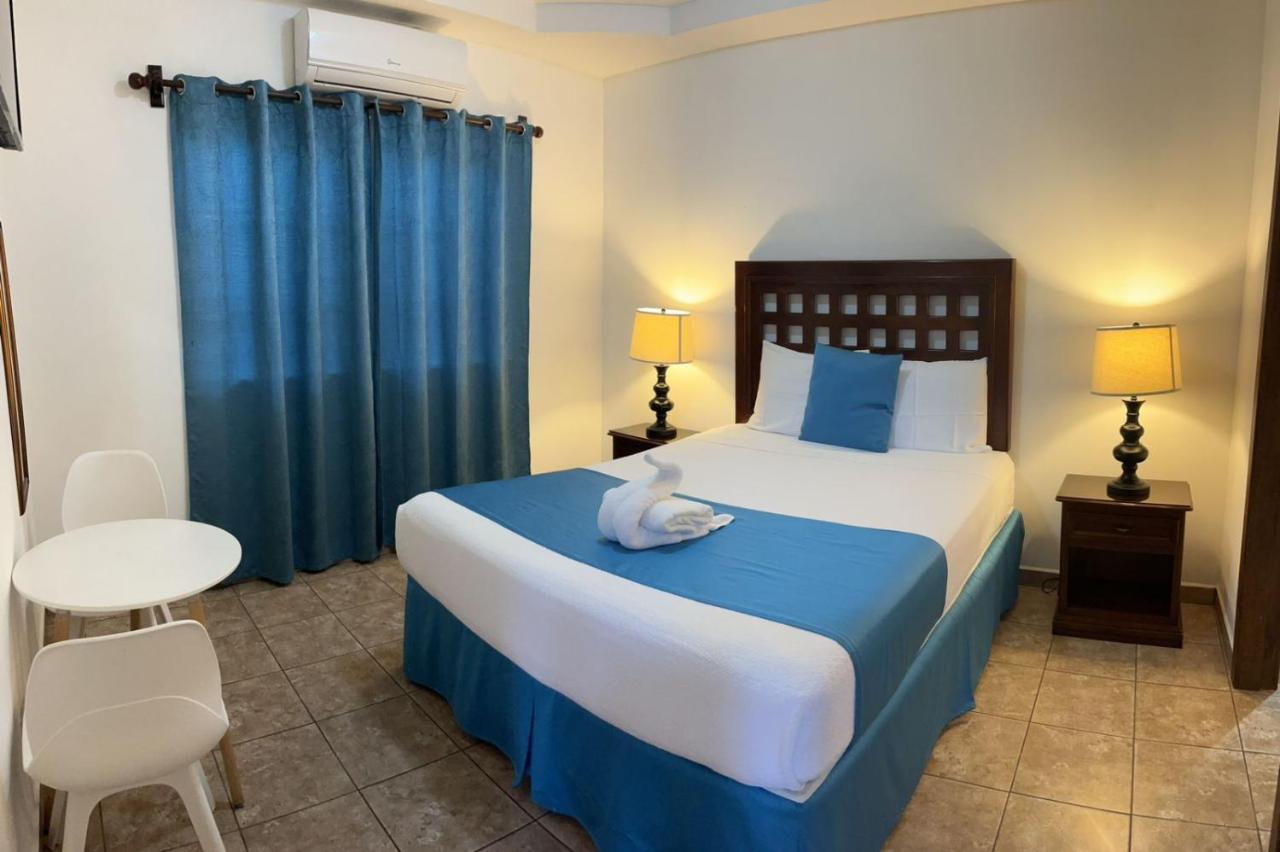 Hotel Playa Caribe Tela Ngoại thất bức ảnh